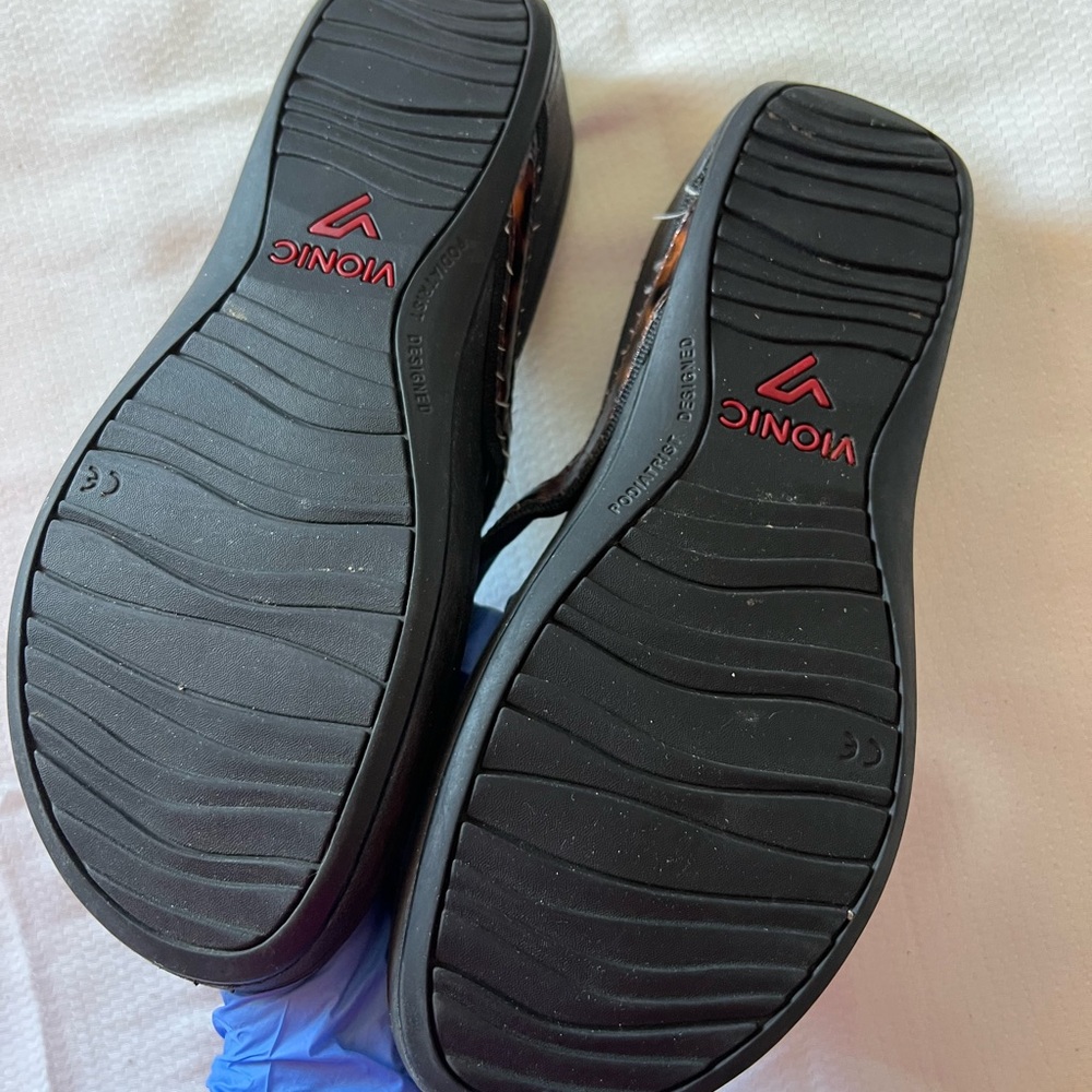 Vionic tide Black and Brown Women's Sandals - Picture 6 of 10